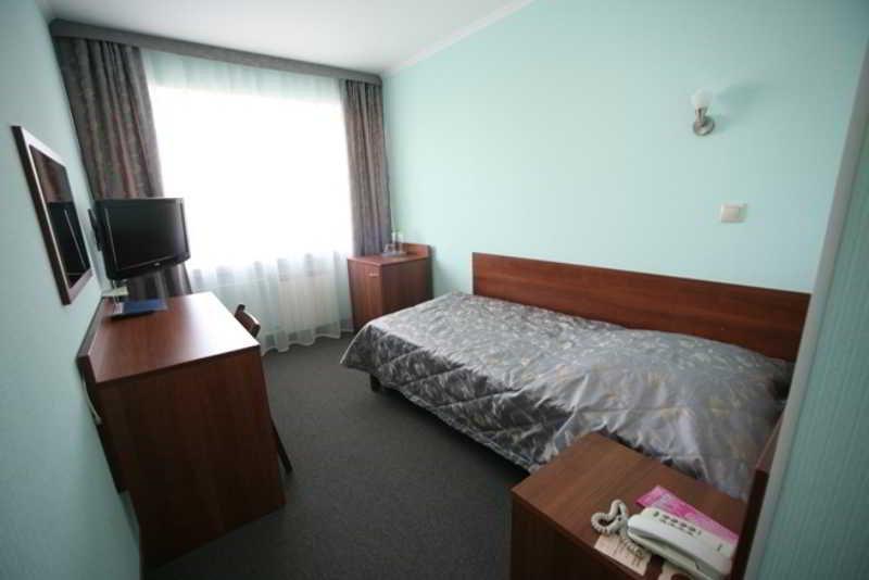 Hotel Tomsk Bagian luar foto